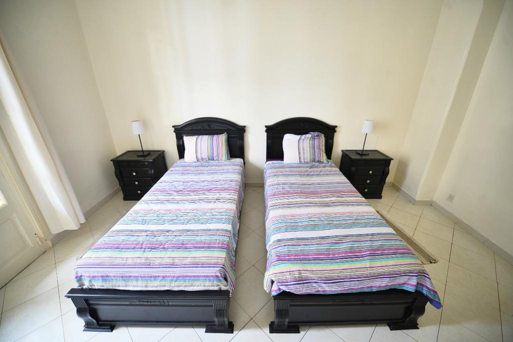 Cosy Art Deco Apart Welcome To James'S Casablanca Bilik gambar